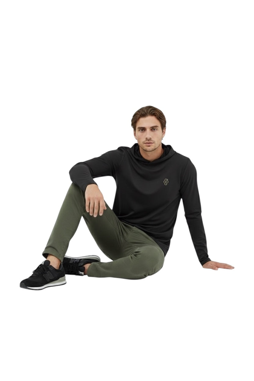 Playera Manga Larga con Capucha Negra