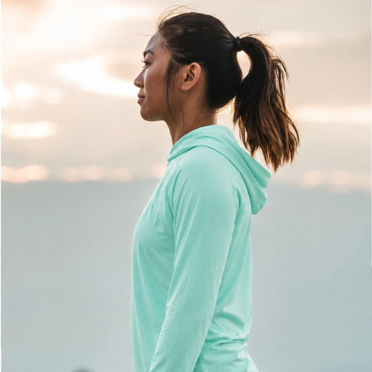 Playera Manga Larga con Capucha Menta